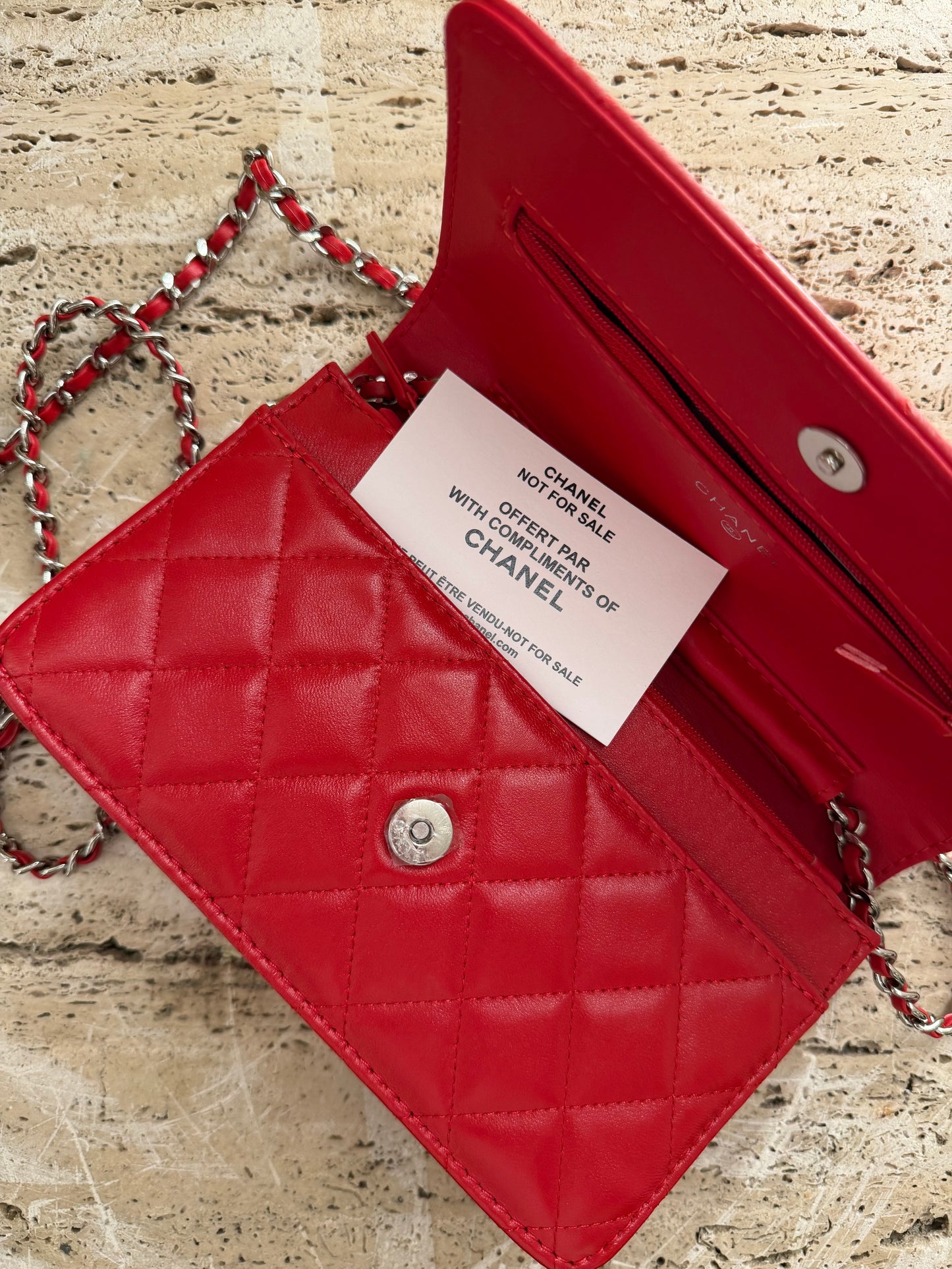 Chanel woc vip gift make up second hand