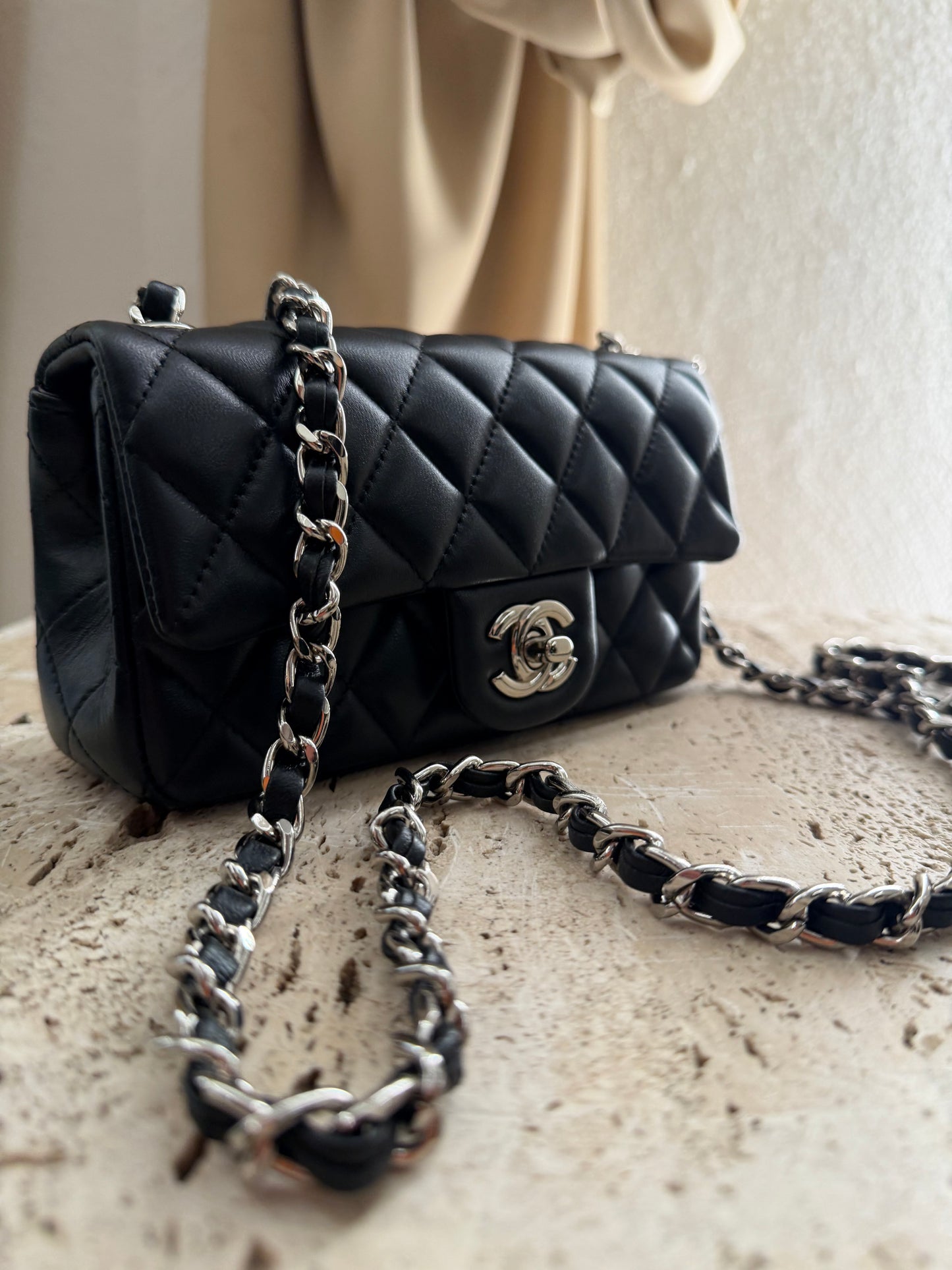 Chanel vip gift make up second hand