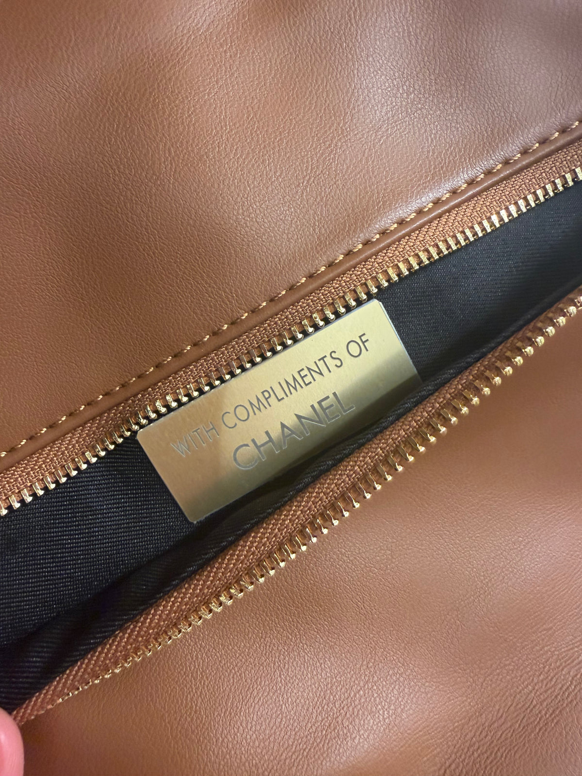 Chanel vip gift make-up second hand