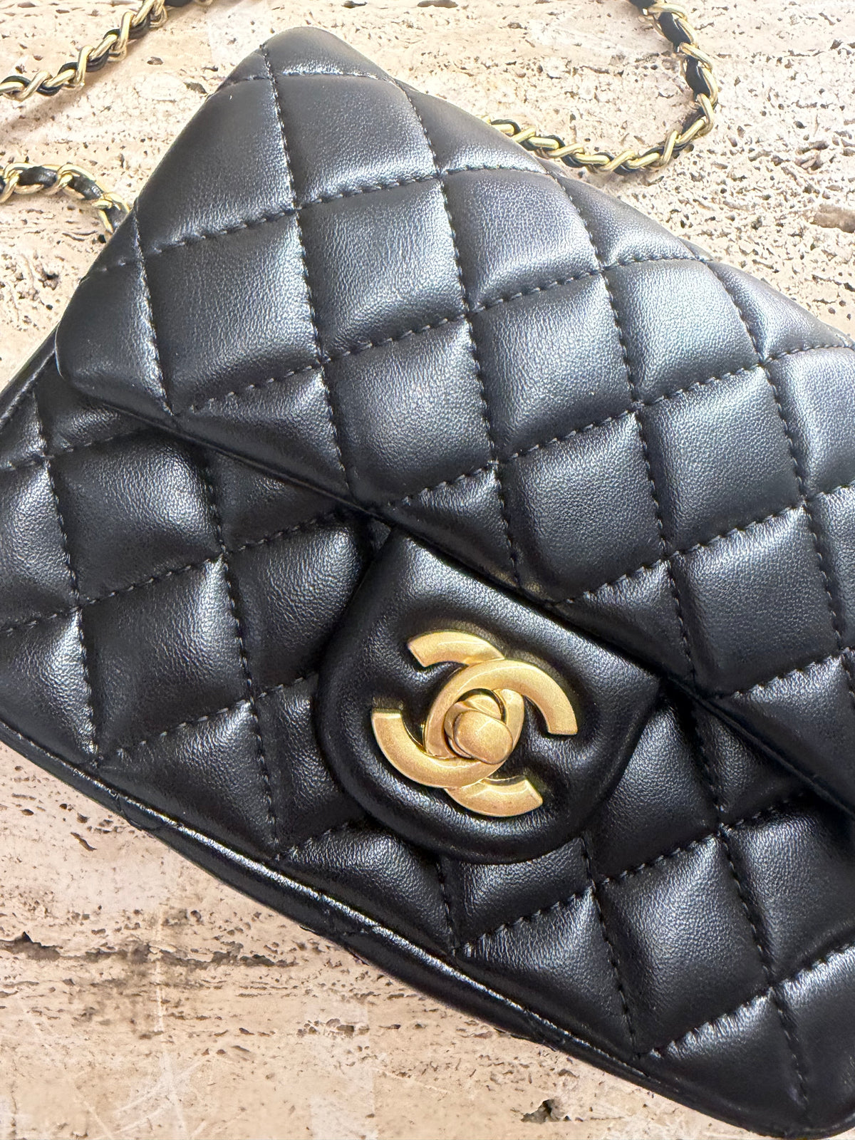 Chanel vip gift make up second hand