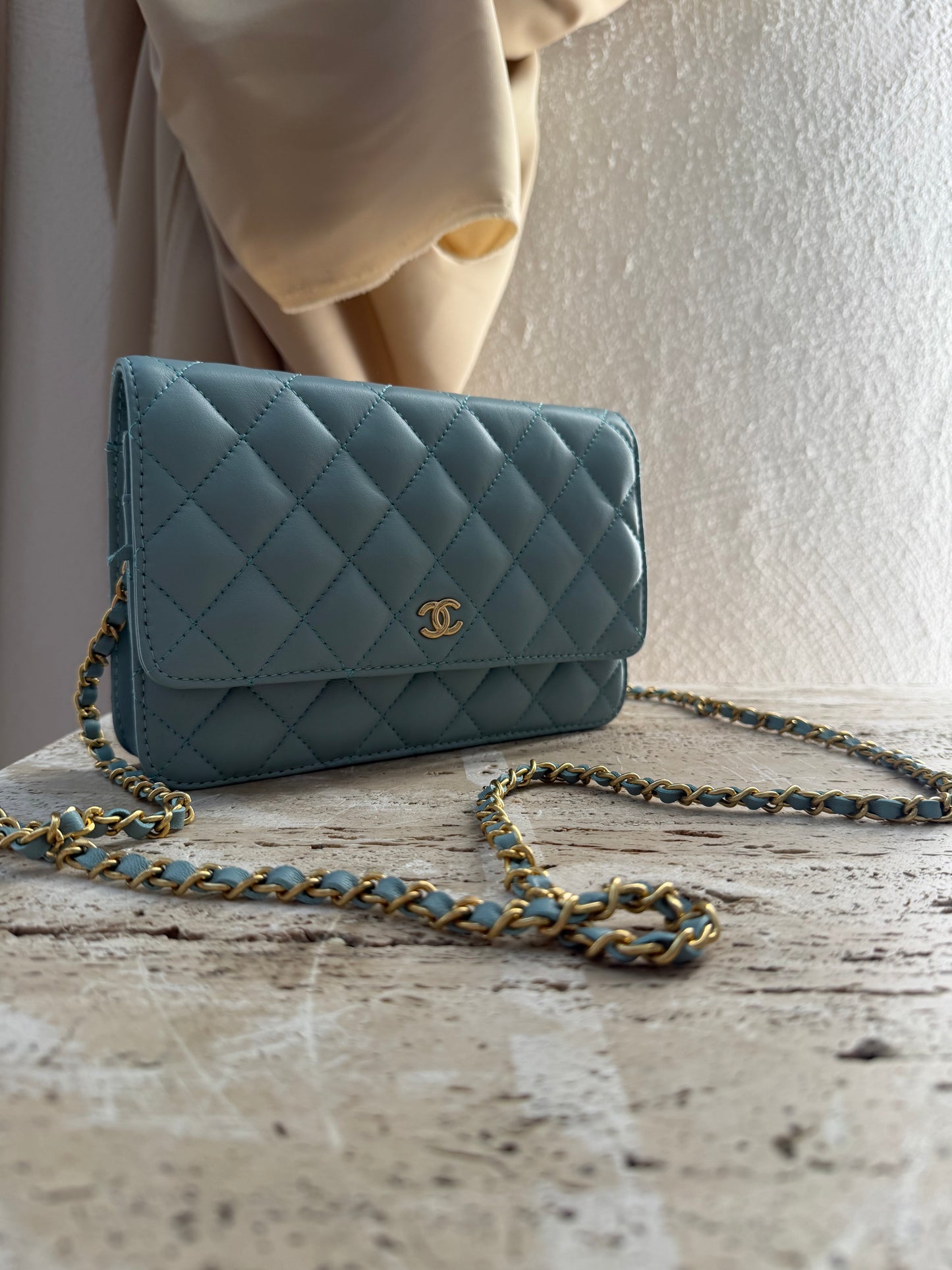 Chanel woc vip gift make up second hand