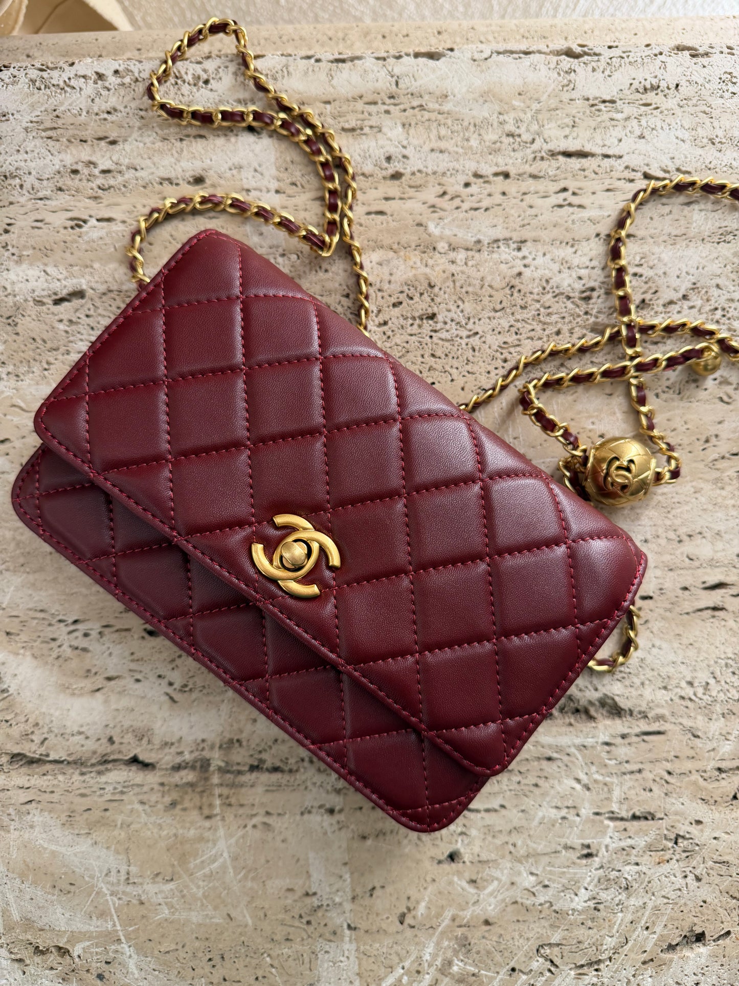 Chanel woc gift vip make up second hand