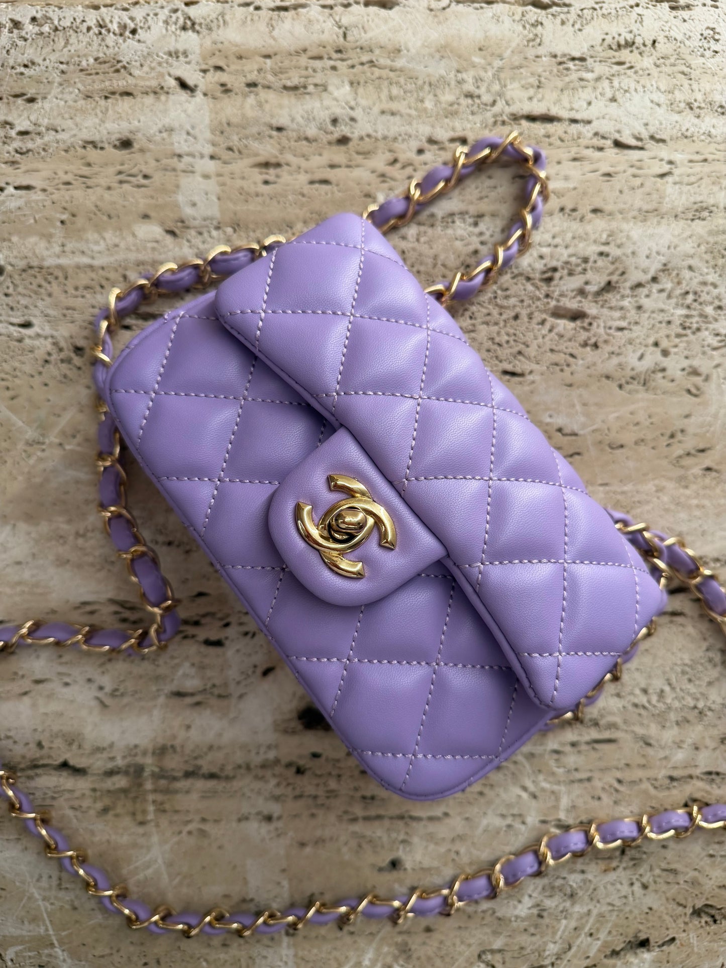 Chanel vip gift make up second hand