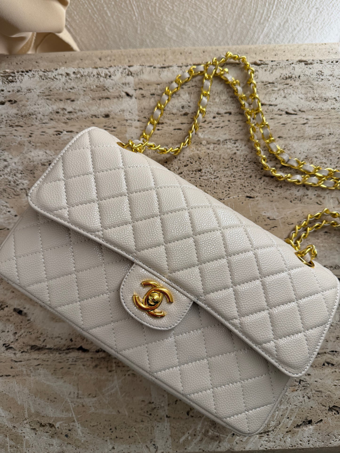 Chanel vip gift make up second han