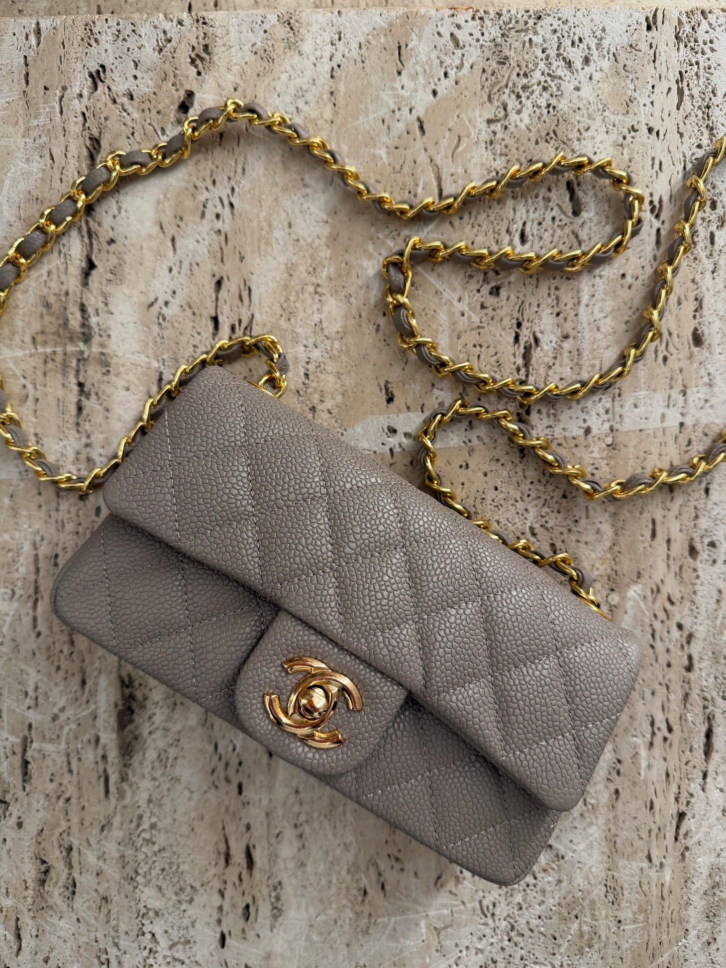 Chanel vip gift make up second hand