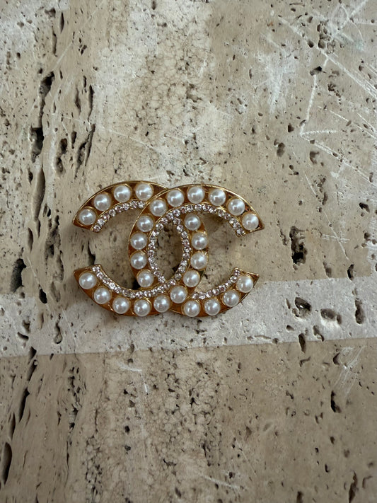 Spilla chanel vip gift Make-up second hand