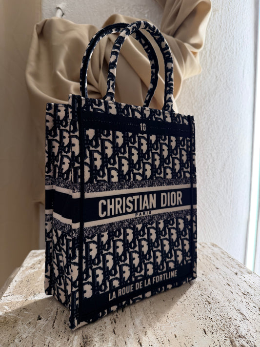 Dior tote beauty second hand