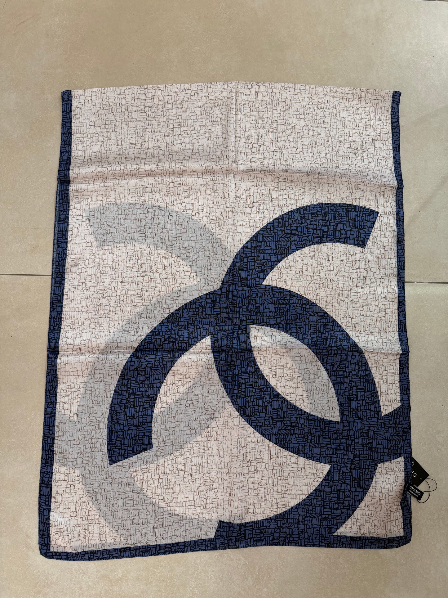 Foulard chanel gift second hand