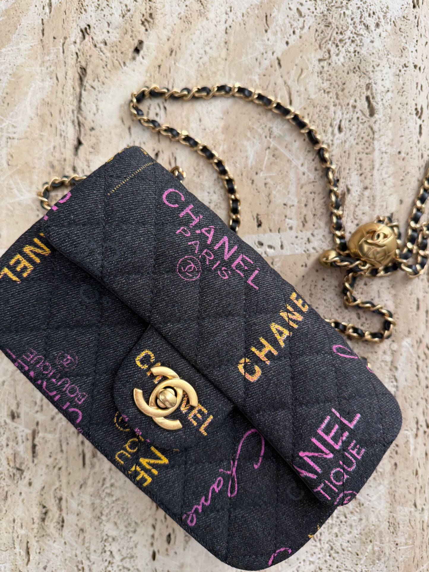 Chanel vip gift make up second hand