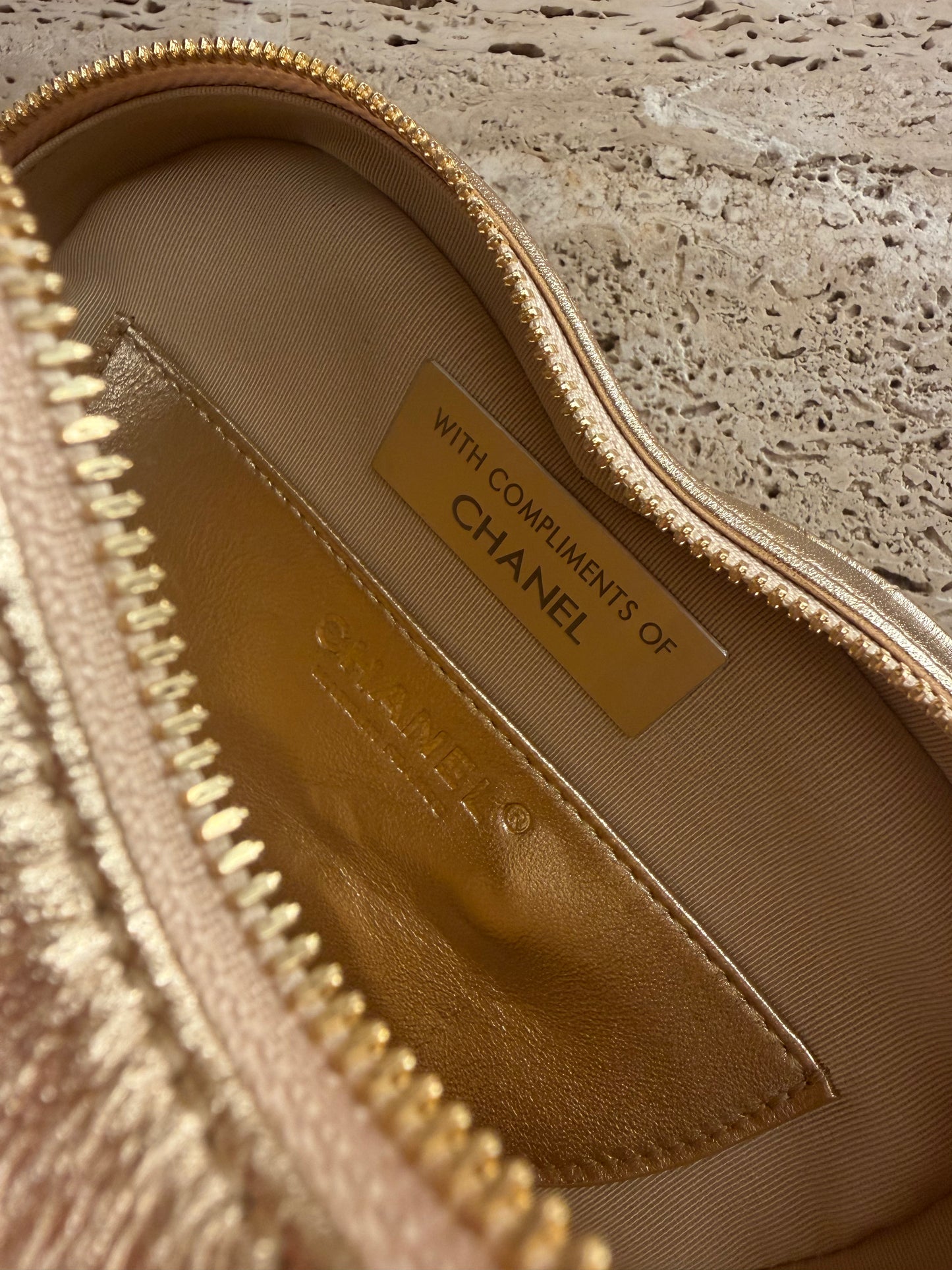 Chanel vip gift make-up second hand